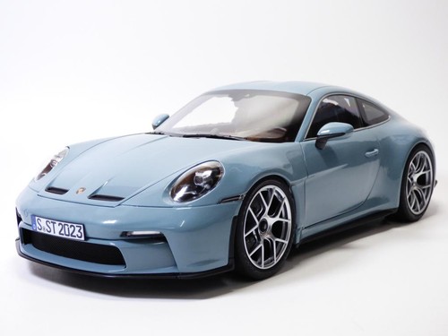 Porsche 911 992 - 992, bleu