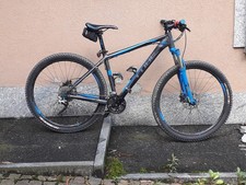 Mountain bike Cube azzurro/nero