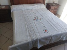 Antico copriletto in tessuto