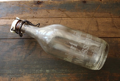 Bottiglia acqua minerale