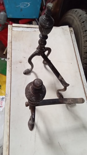Camino rustico vintage