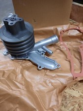 New water pump kaiser - new,