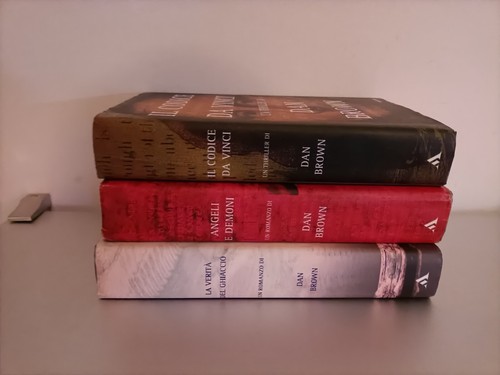 Lotto libri dan - di, brown