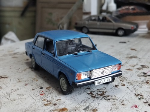Agostini ixo lada vaz - de, 2107
