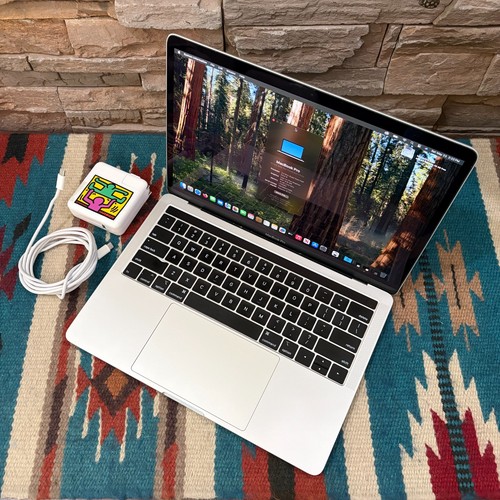 Apple 2018 retina macbook - 2018,