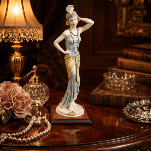 Florence regine figurine - florence,