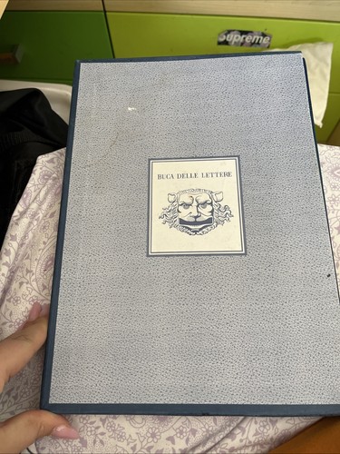 Libro dei francobolli - il,