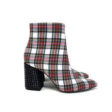 Betsey Johnson Kassie