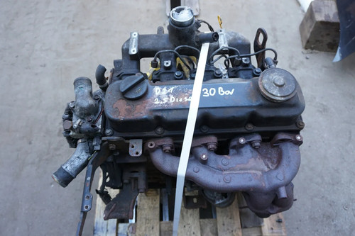 Motore nissan navara - nissan,