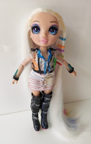 Bambola rainbow high amaya - rainbow,