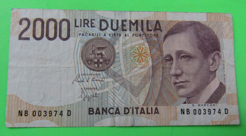 Italy 2000 lire - 2000, p#115,