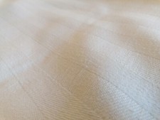 J22) Copritavolo 228 x 142 cm