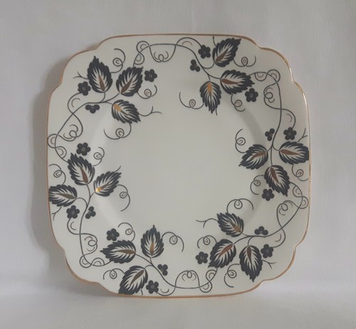 Crown clarence cake plate - clarence, bone