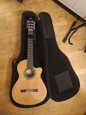 Chitarra classica elettrificata cutaway - Alhambra 5P CW 8E 52m