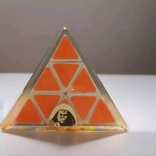 Tomy pyramid pyraminx speed - pyramid,