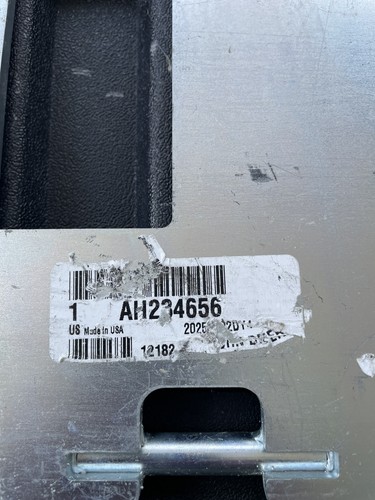 John deere piastra testa - john,