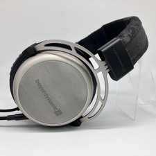 Beyerdynamic T1 Cuffie 2a