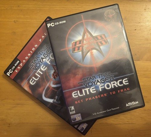 Star trek voyager elite - voyager:,