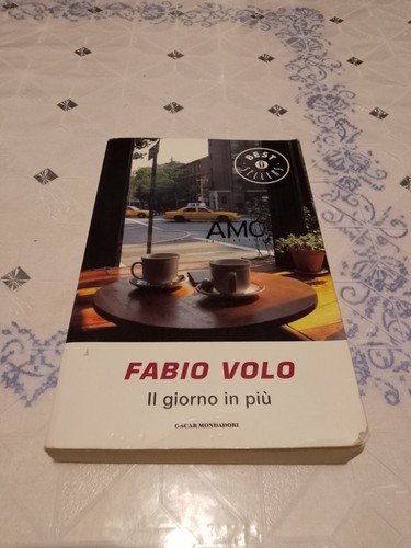 Libro giorno più di - libro, più"