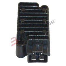 REGOLATORE DI TENSIONE PER