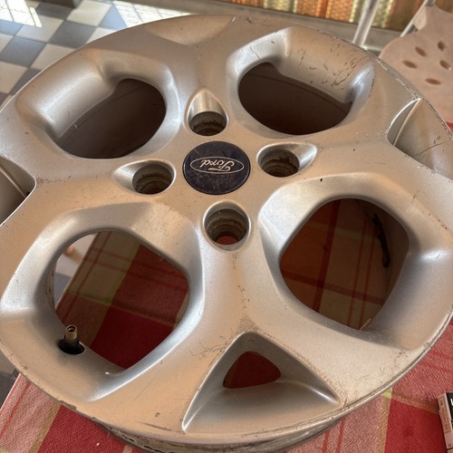 Cerchi lega ford fiesta - lega,