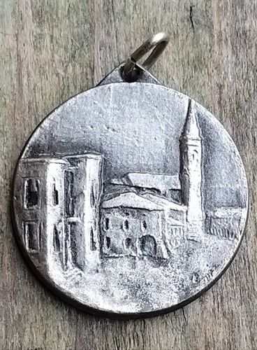 Medaglia con errore - con, san