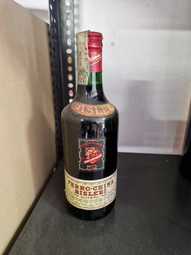 Bottiglia liquore ferro - di,