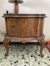 Coppia Di Comodini Stile Chippendale