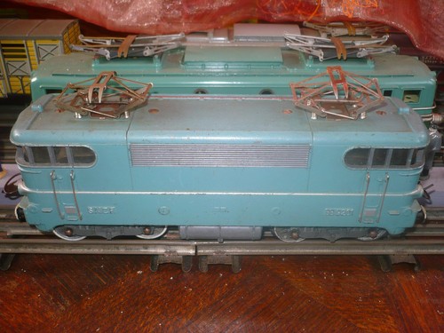 Hornby locomotive - ,