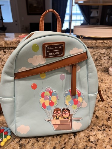 Loungefly con orecchie - up,
