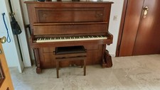 Pianoforte verticale usato