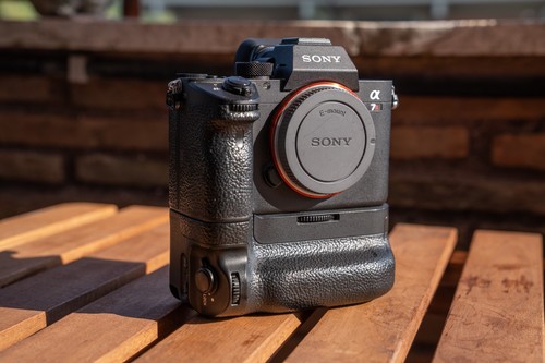 Sony α7r iii - sony,