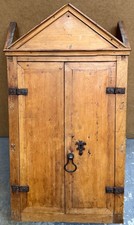 Antica cassapanca reliquiario