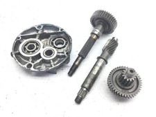 CARTER AND GEARS TRANSMISSION