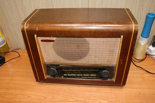 Pye p75 vintage - pye, wooden