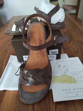 Sandalo Chie Mihara taglia 39,5 (40) marrone talpa fantastico! Nuovissimo!