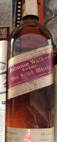 Johnnie walker red - johnnie,
