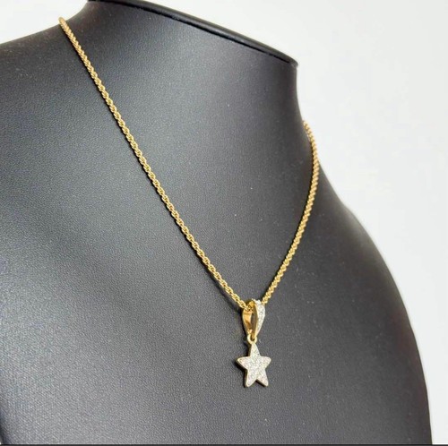 Collana con ciondolo stella - , in