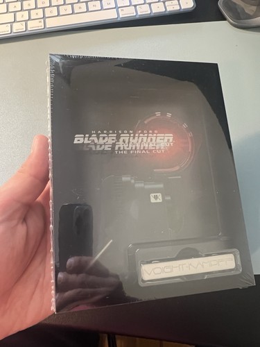 Blade runner titans - runner,