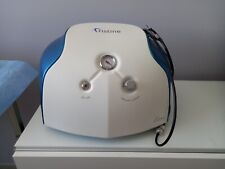 Estetica. MicroDermoAbrasore Dispositivo per trattamenti Viso e Corpo.