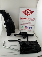 contenitore vasca plastica attrezzi utensili VOLKSWAGEN AUDI Q3 8U 8U0011215