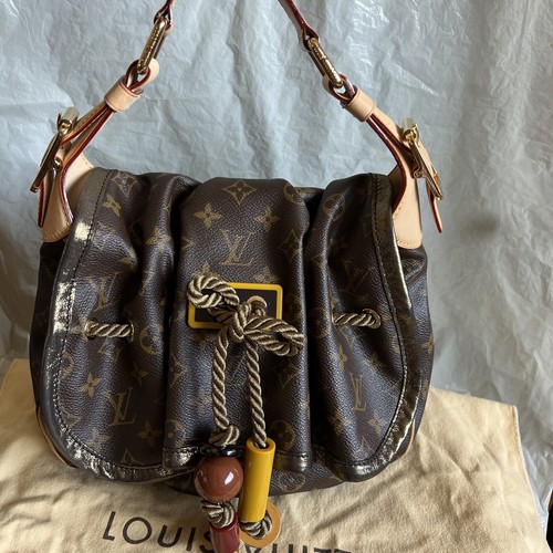 Authentic louis vuitton - louis,