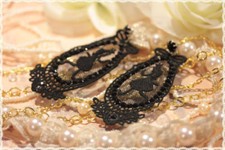 Orecchini pizzo macrame