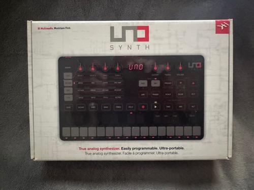 Nuovo multimedia uno synth - ik,