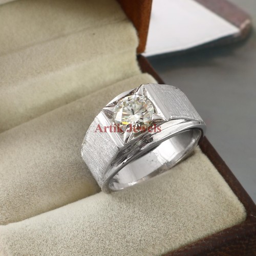 Moissanite con bianco - ct.,
