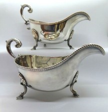 Antica coppia di barche in