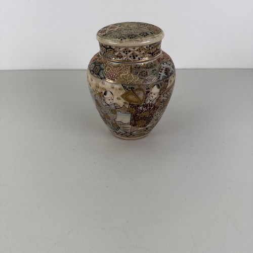 Vaso vaso giapponese coperto