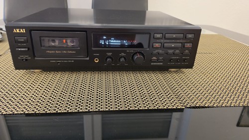 Akai cassette deck - deck, tape