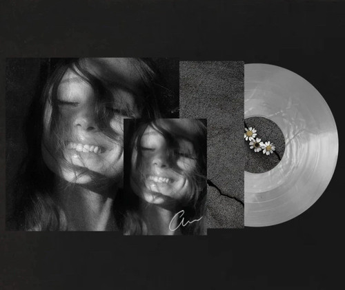 Ariana grande petal vinyl - ariana,