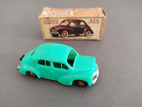 Norev renault 43 - 4, avec
